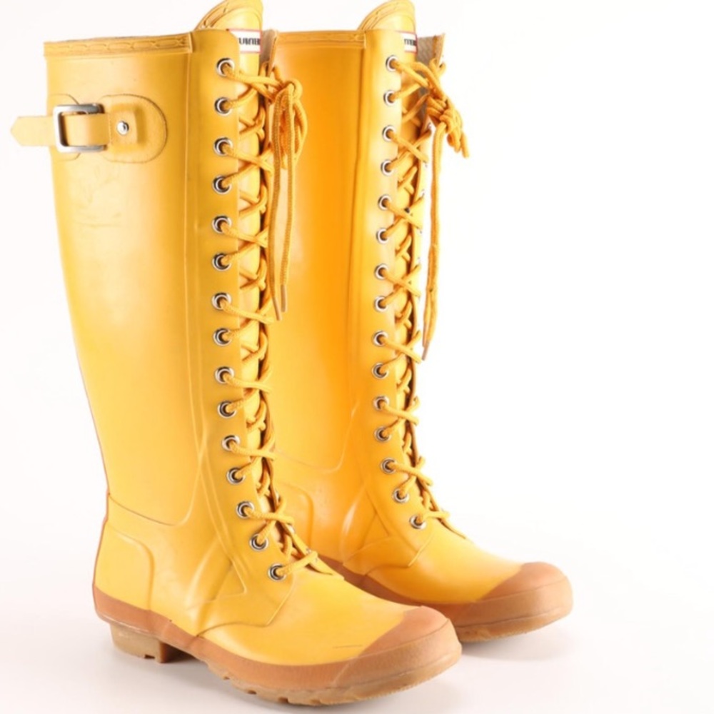 Rare hunter yellow lace up rain boot